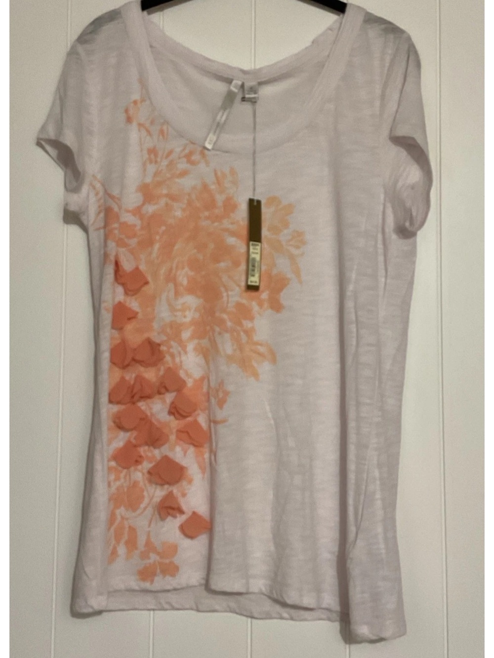 LC Lauren Conrad White Short Sleeve Tee with Peach Floral Appliqué